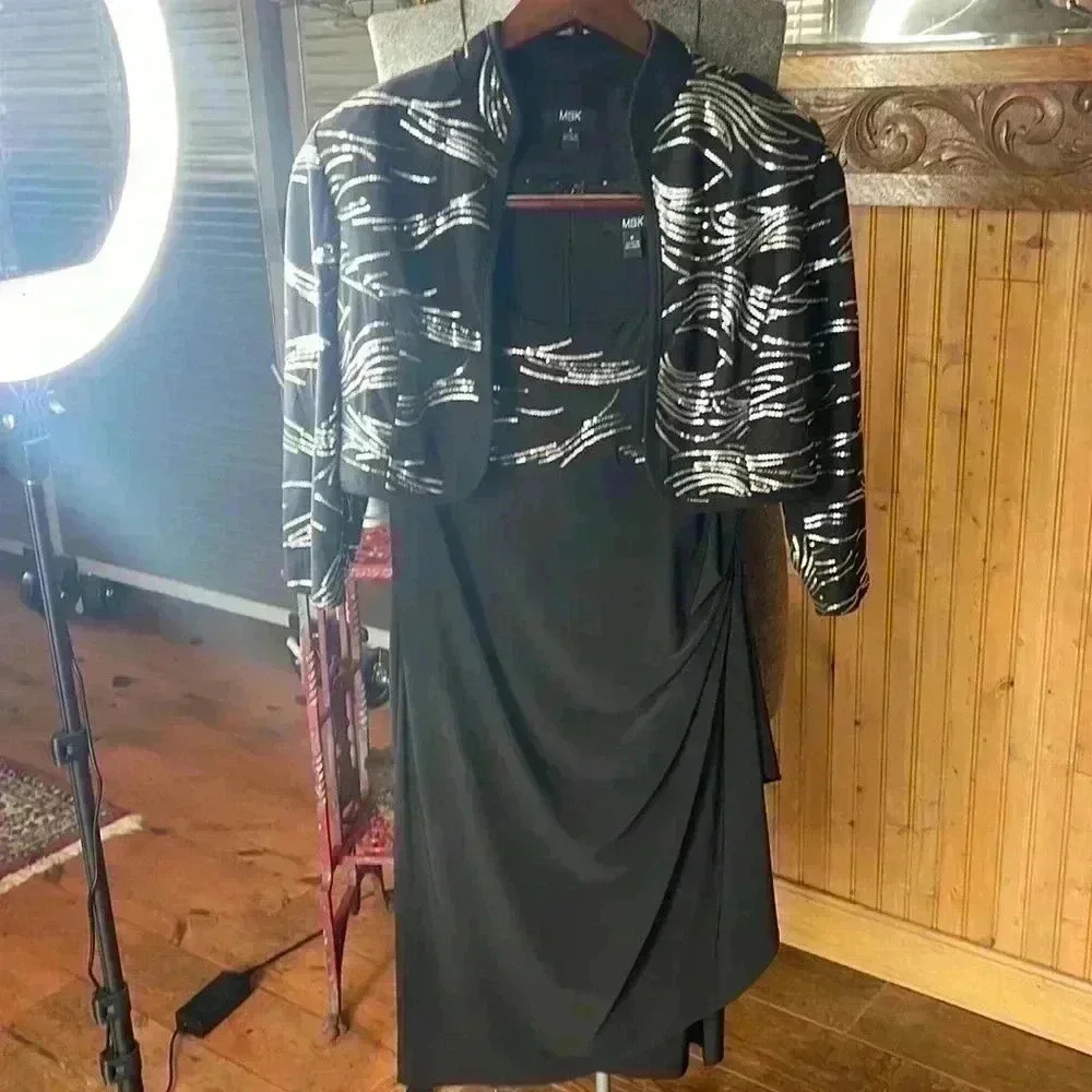 MSK women’s size 6 sleeveless formal dress with beautiful, cover-up blazer.
